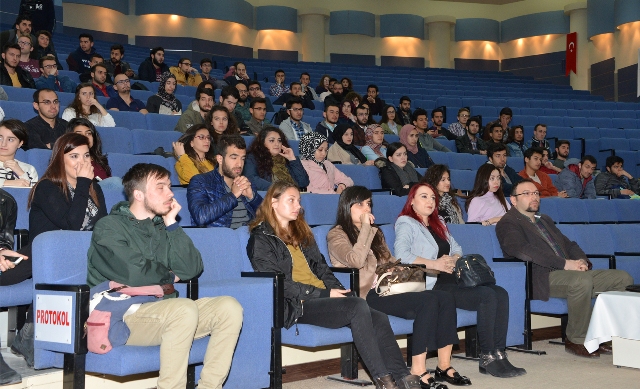 yurt-disi-egitimine-hak-kazanan-ogrencilere-oryantasyon--(2).jpg