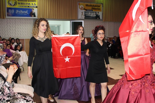 zeytin-dali’na-gelinlikli-destek--(3).jpg