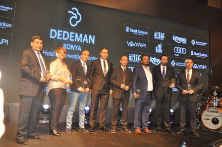 zirvedekiler-dedeman’da-bulustu-(49).jpg