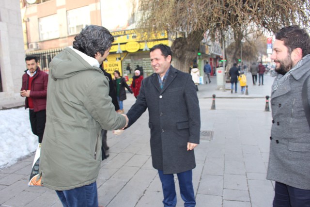 ziya-altunyaldiz-(2).jpg